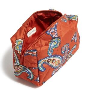 Vera Bradley Outlet Essential Small Cosmetic. “Manor Paisley”NWT